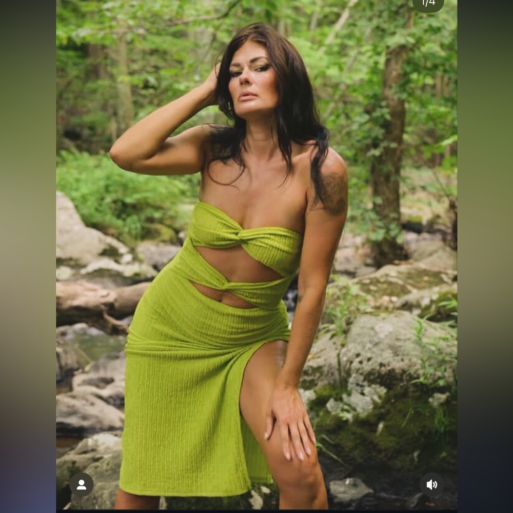 ⭐️SHEIN Strapless Lime Green Dress